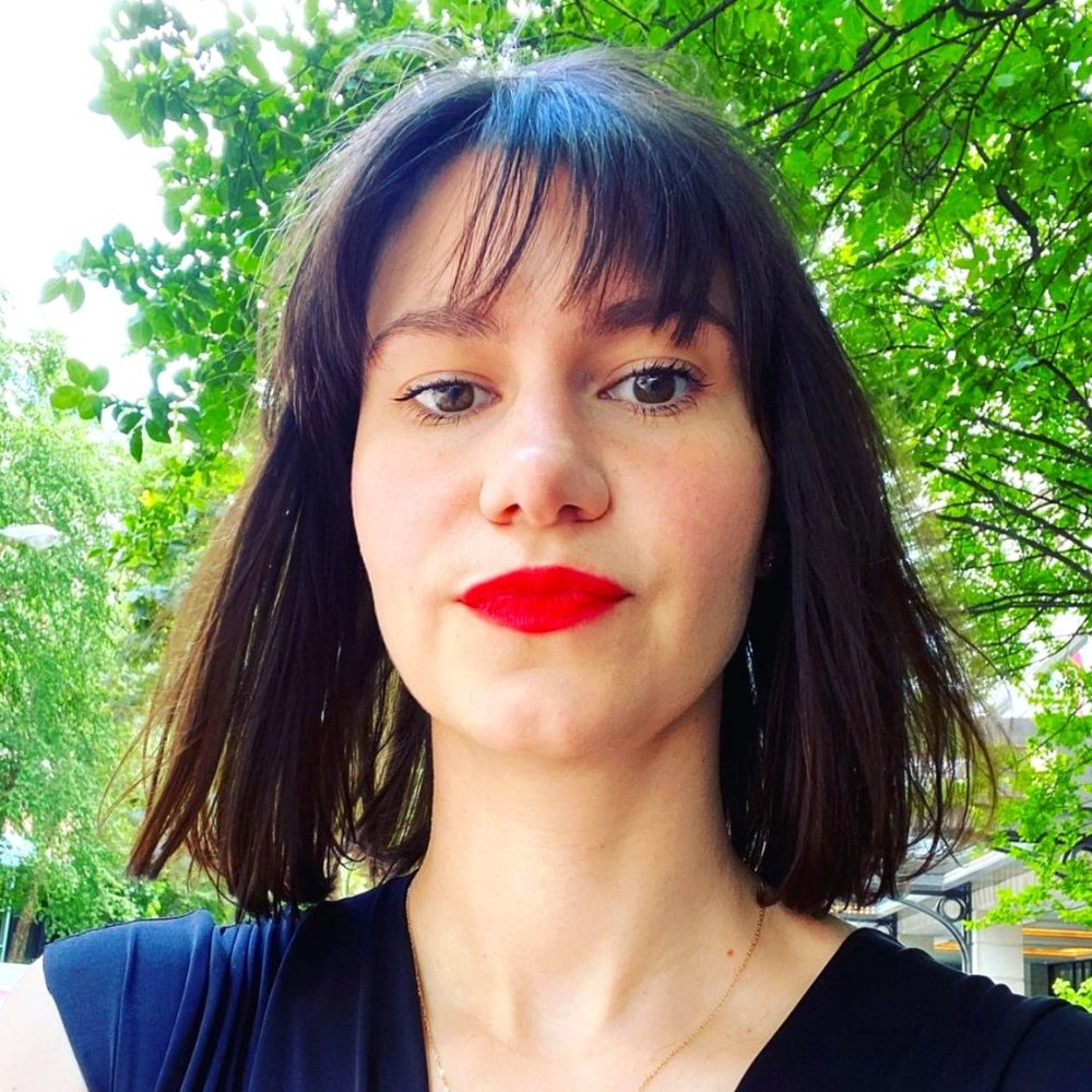 Meet your Posher, Casey